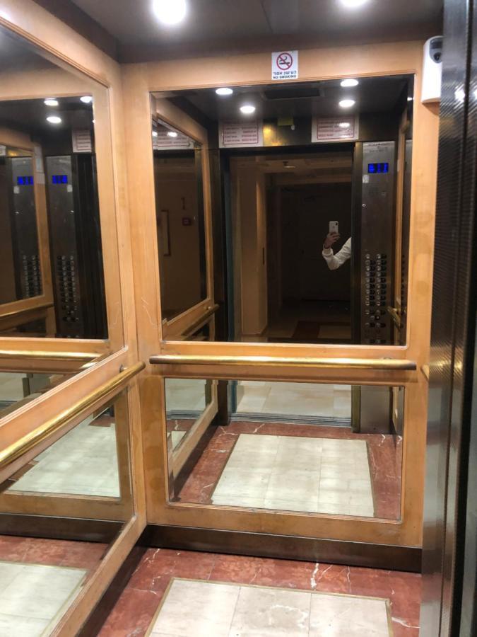 الشقق الفندقية حيفافي  Almog Tower المظهر الخارجي الصورة